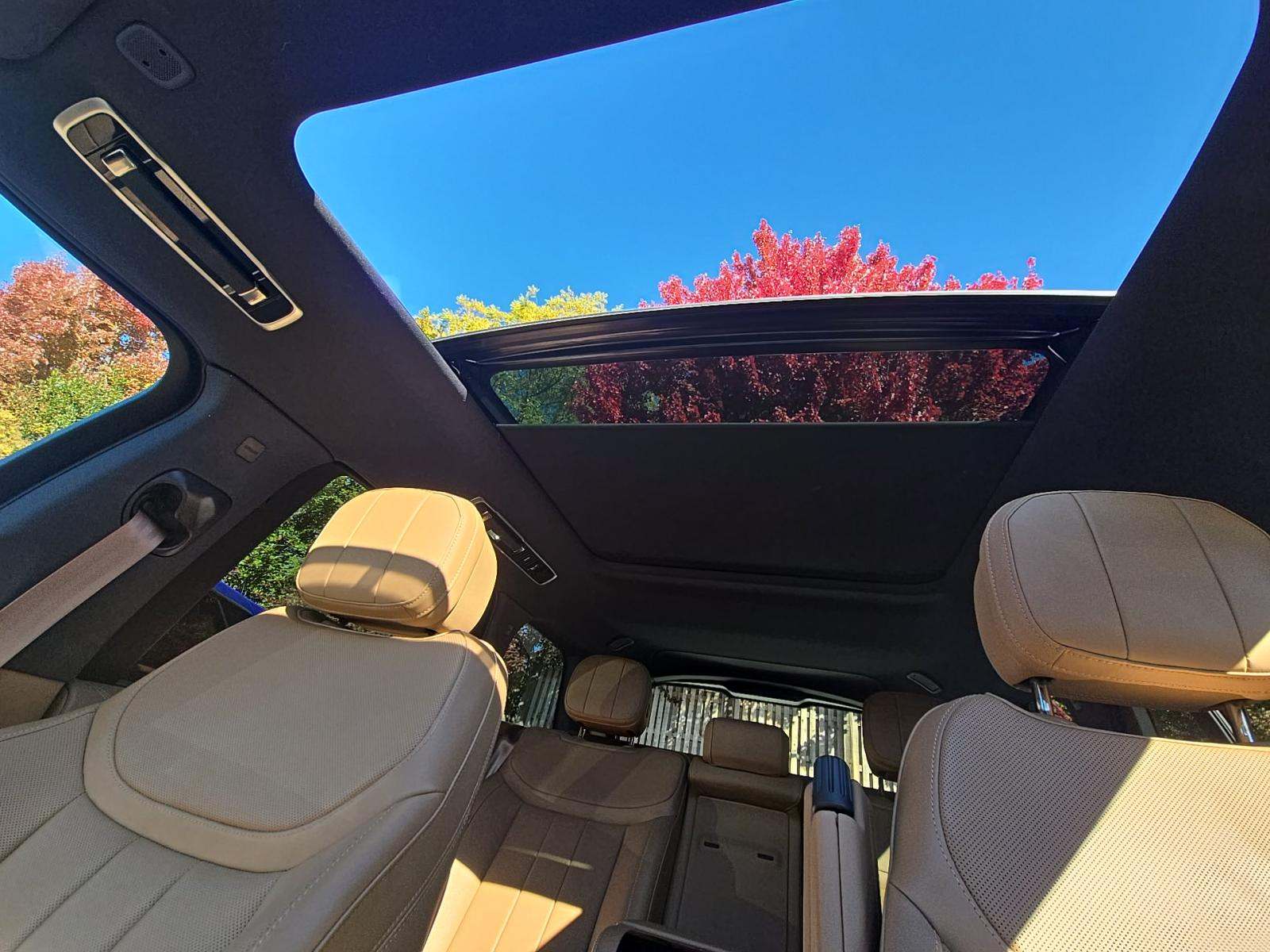 2023 Land Rover Range Rover SE AWD