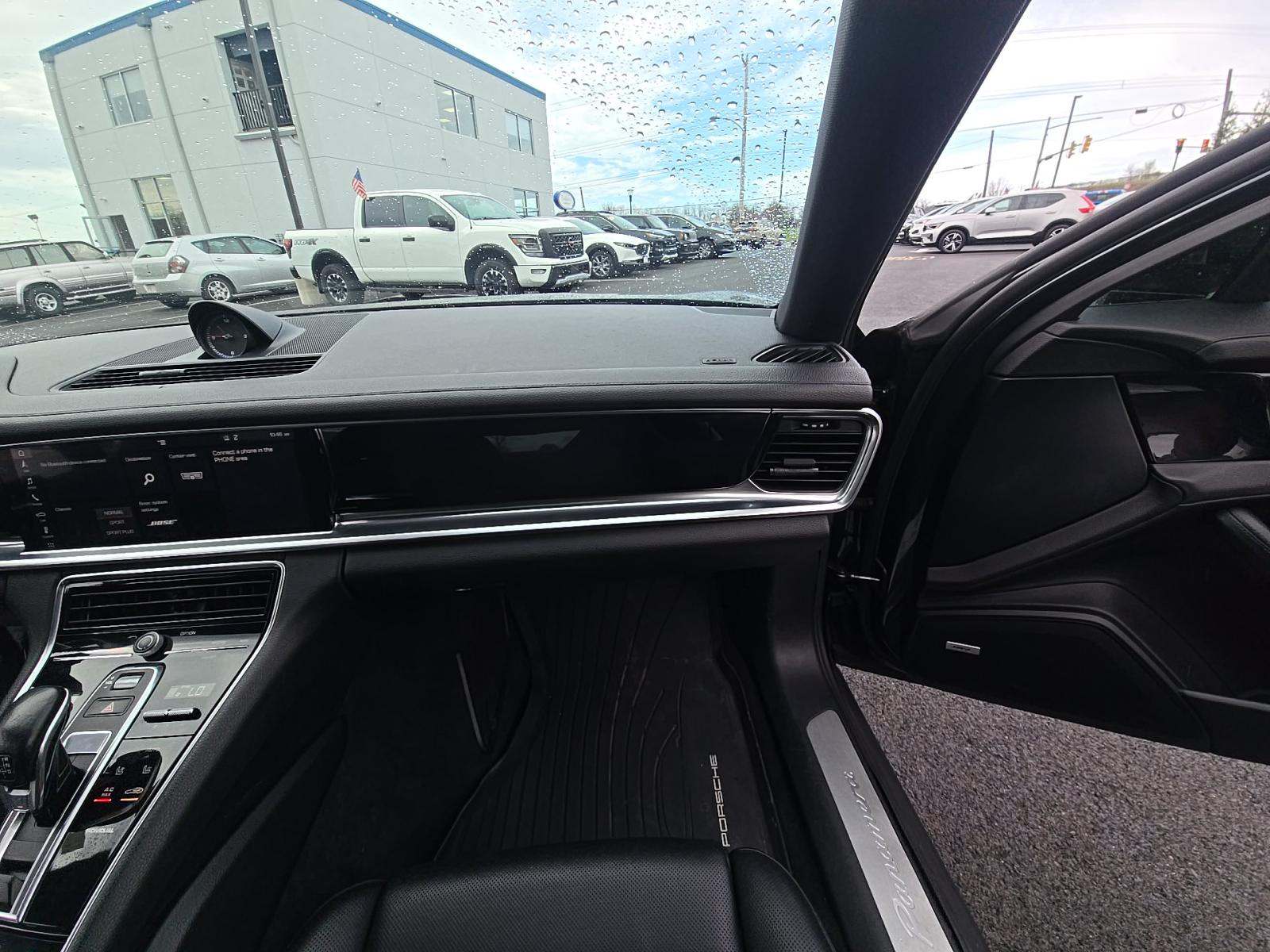 2018 Porsche Panamera Base RWD