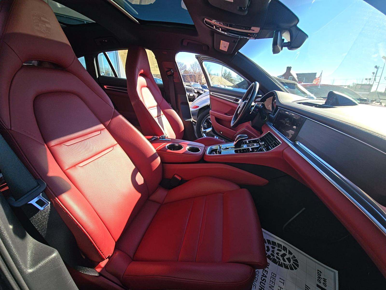 2023 Porsche Panamera 4 Platinum Edition AWD