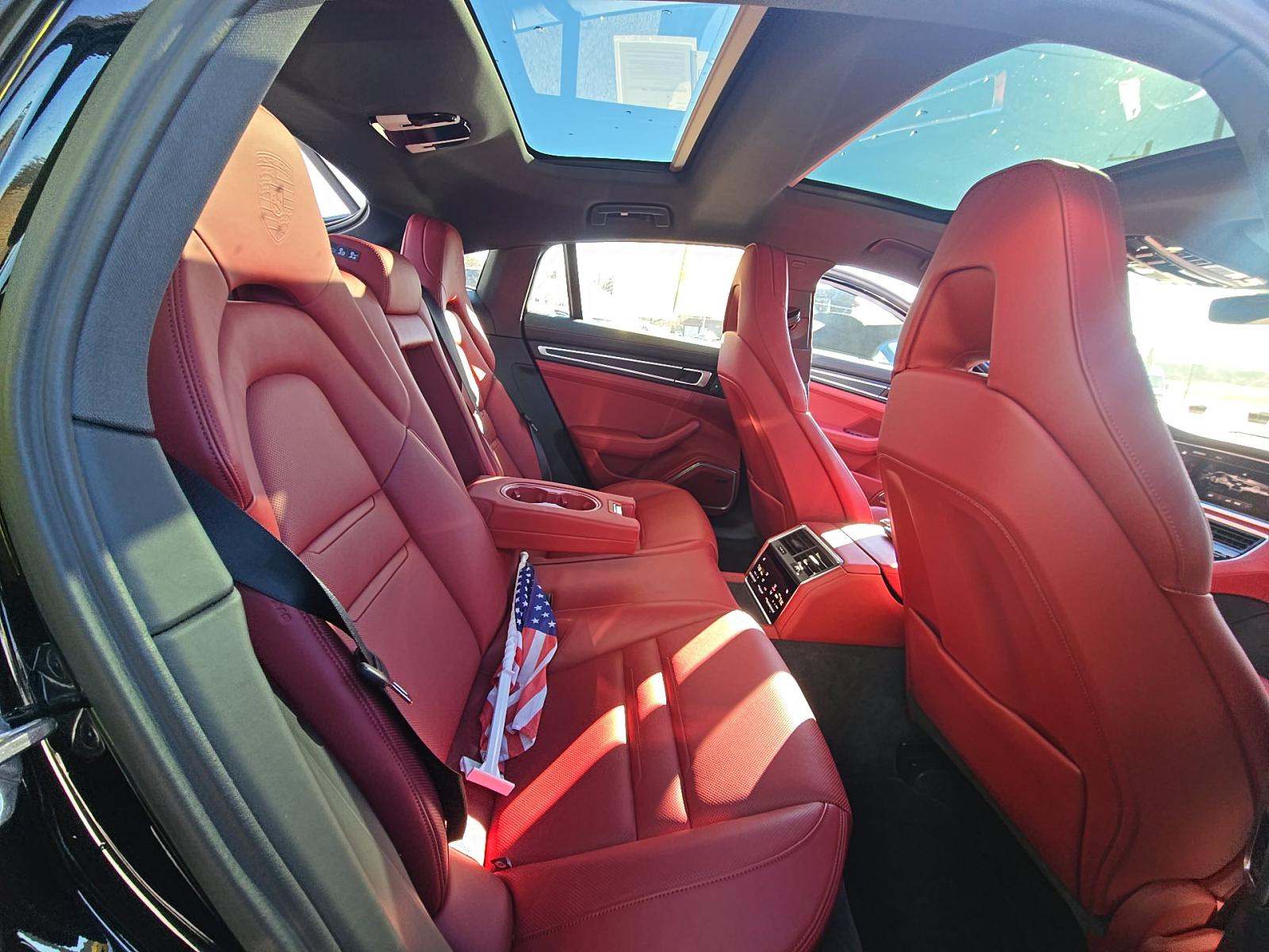 2023 Porsche Panamera 4 Platinum Edition AWD