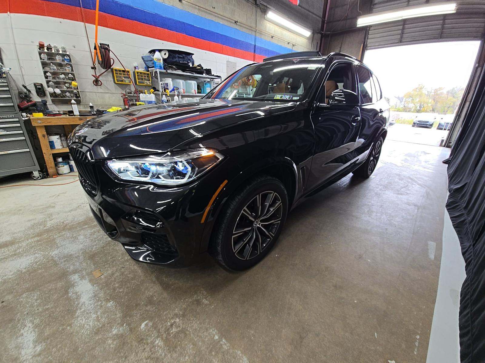 2023 BMW X5 M50i AWD