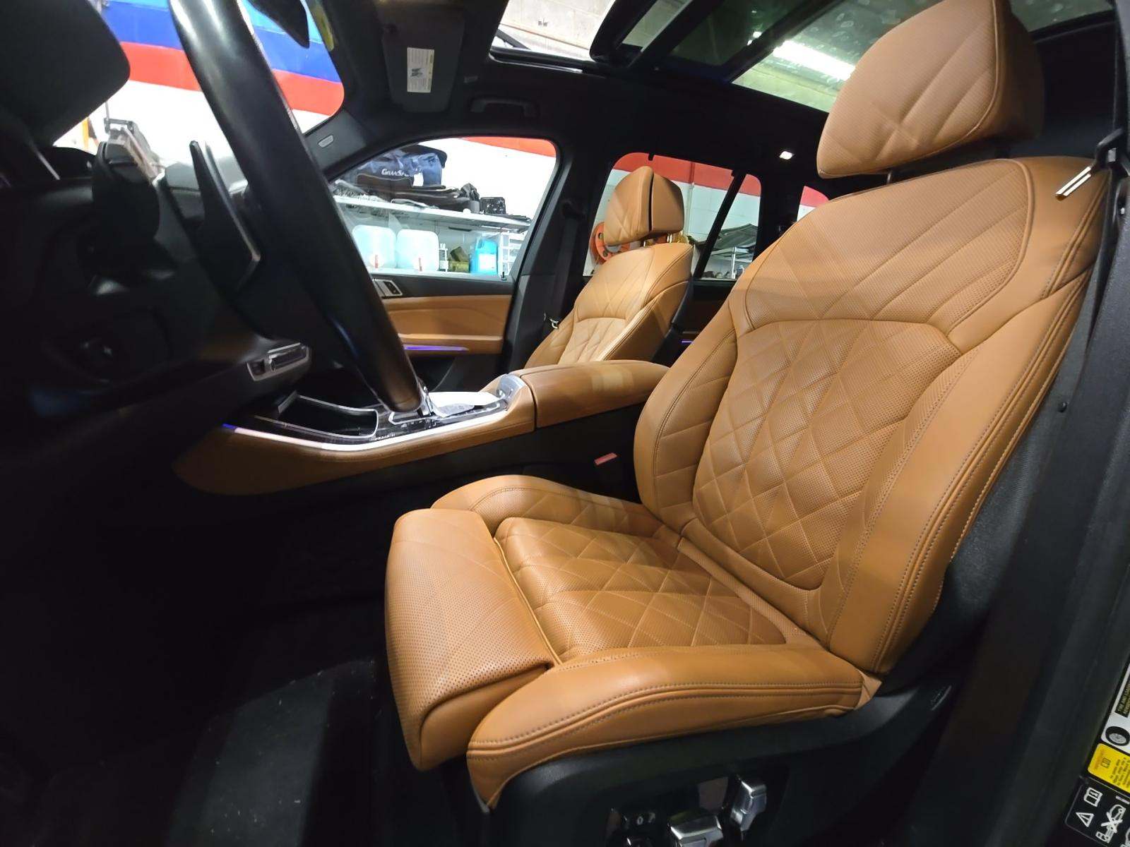 2023 BMW X5 M50i AWD