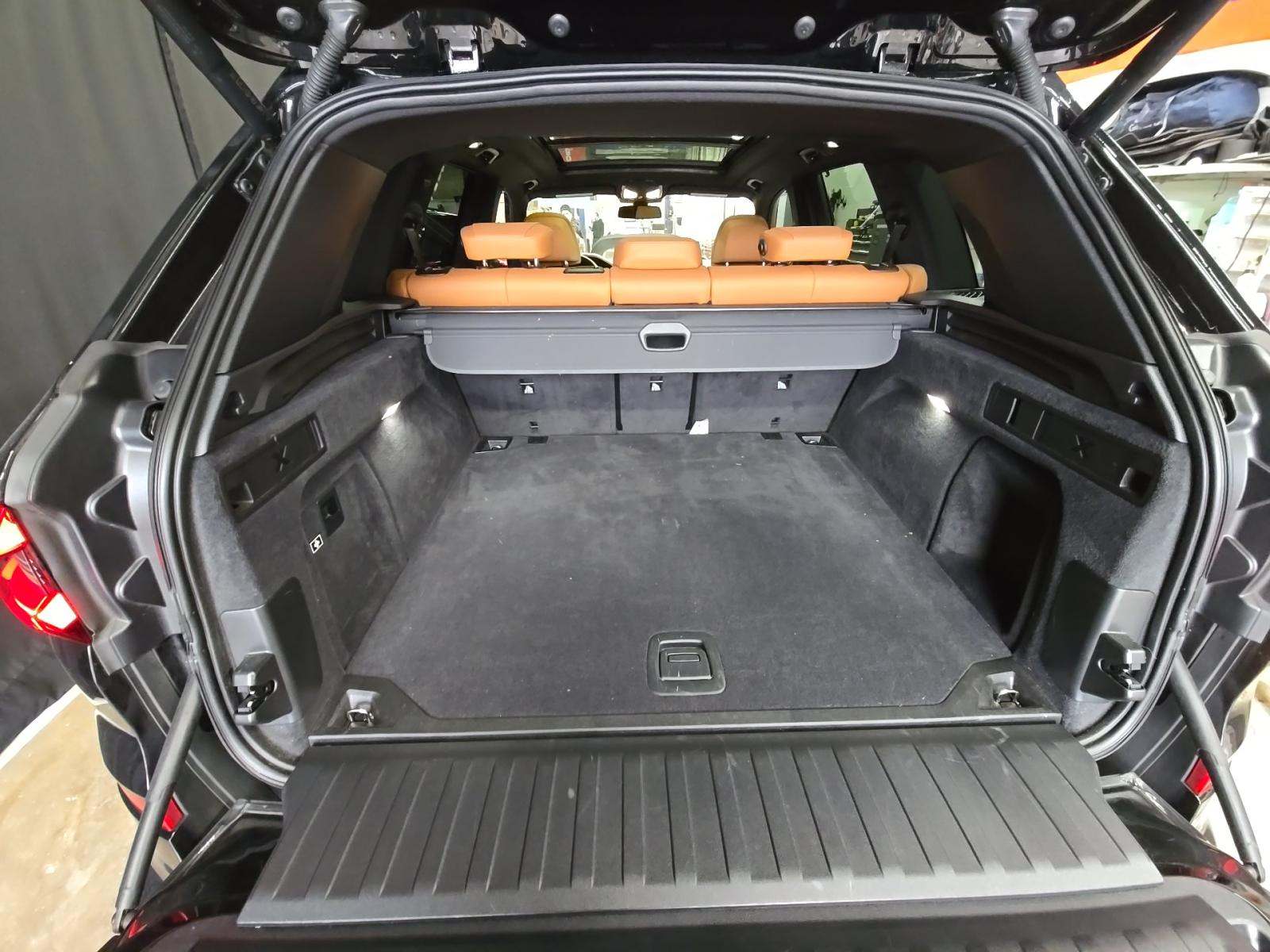 2023 BMW X5 M50i AWD