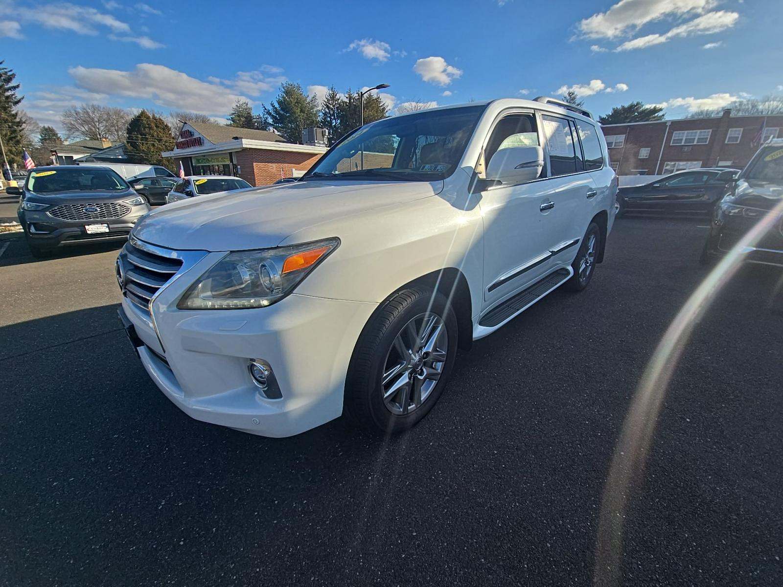2014 Lexus LX 570