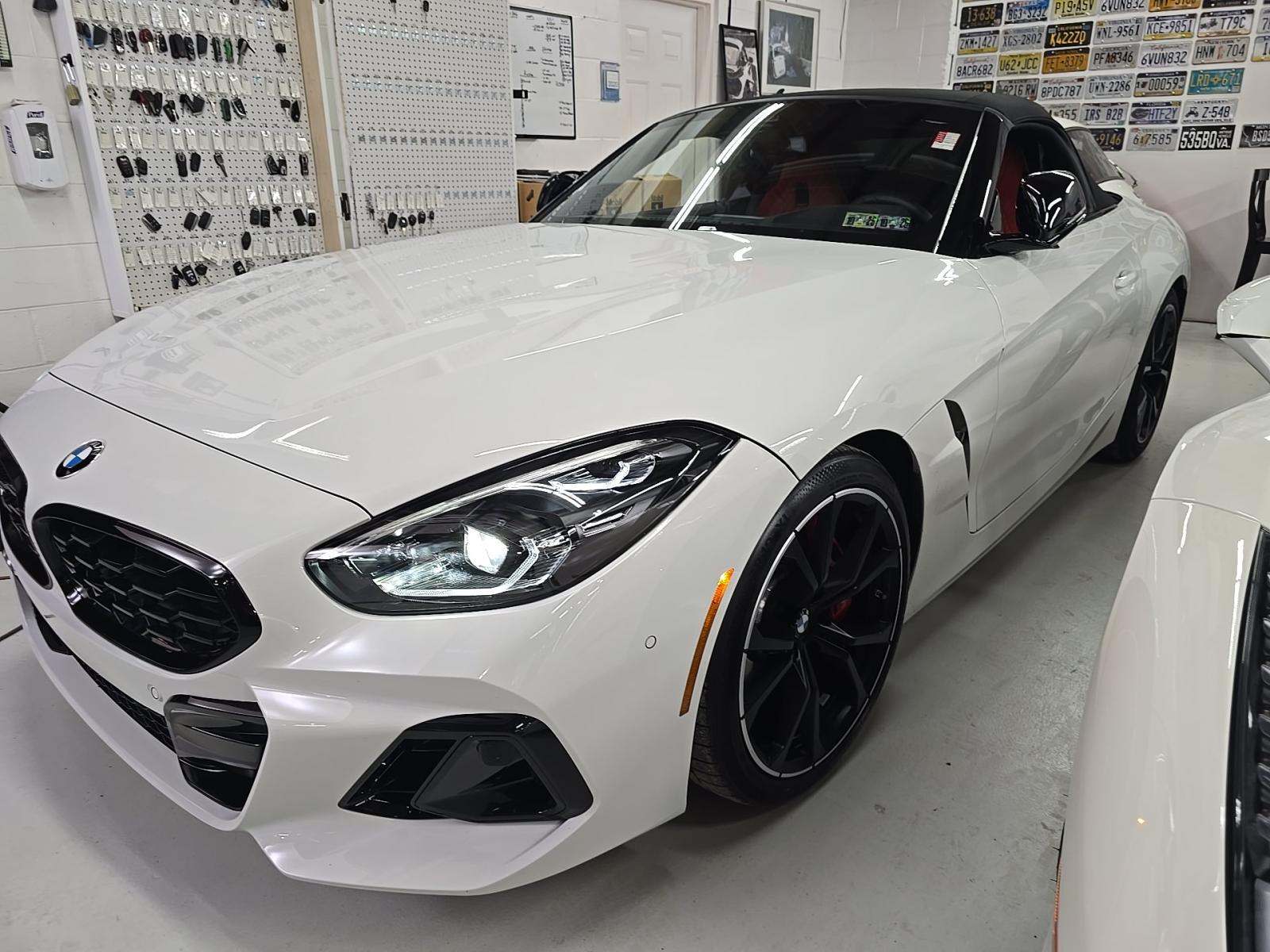 2025 BMW Z4 M40i RWD