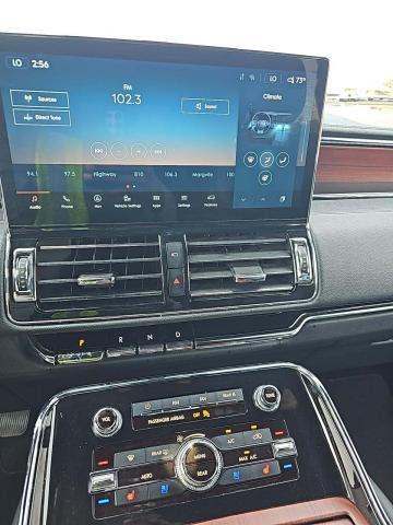 2023 Lincoln Navigator Standard AWD