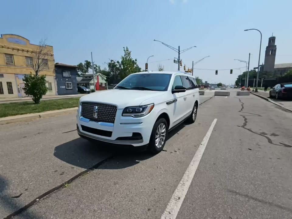 2023 Lincoln Navigator Standard AWD