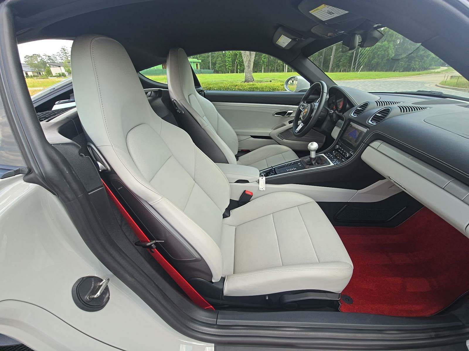 2023 Porsche 718 Cayman S RWD