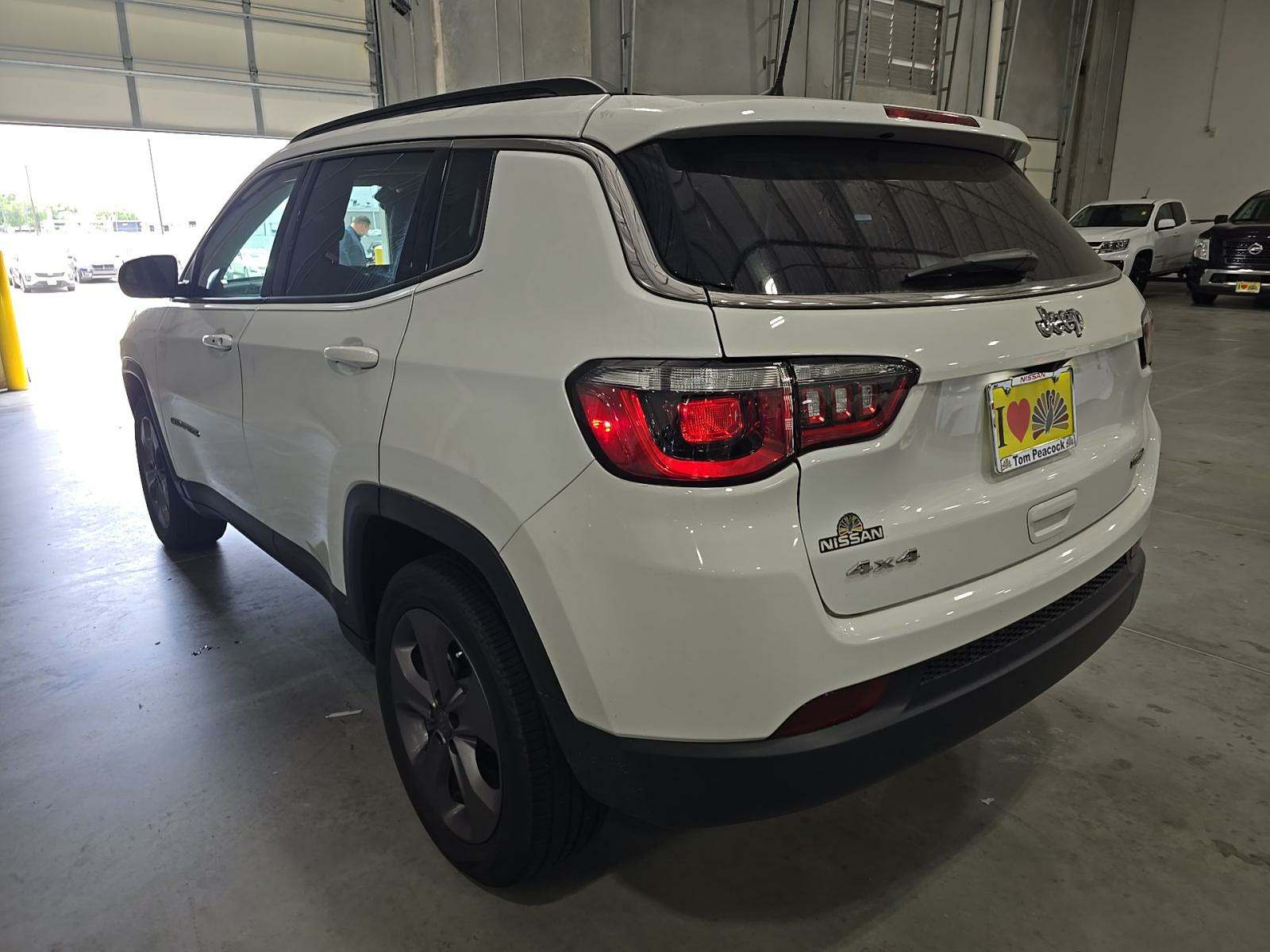 2022 Jeep Compass Latitude Lux AWD