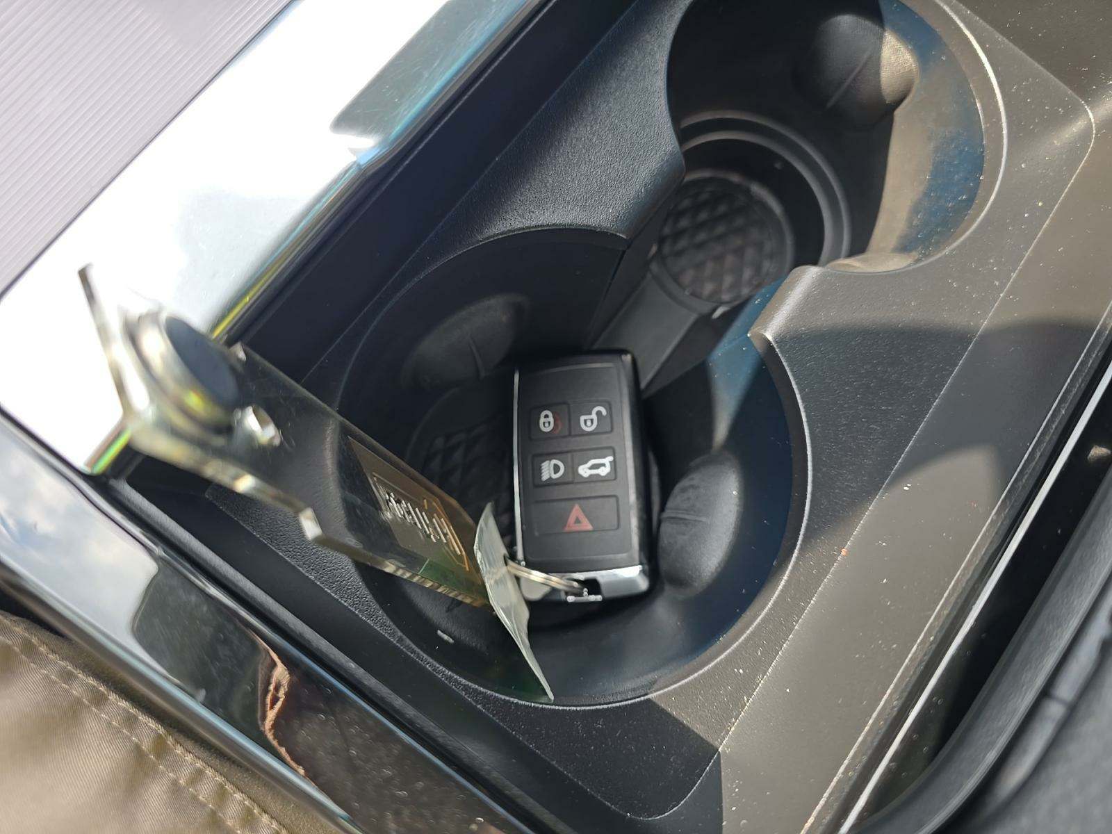 2021 Land Rover Range Rover Evoque SE AWD