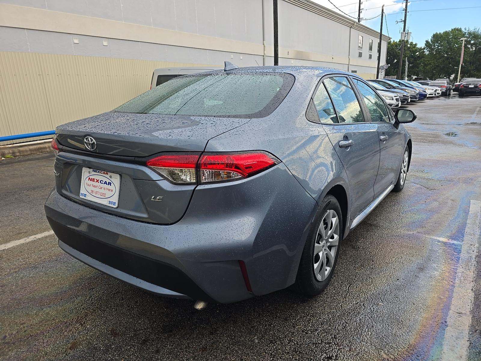 2022 Toyota Corolla LE FWD