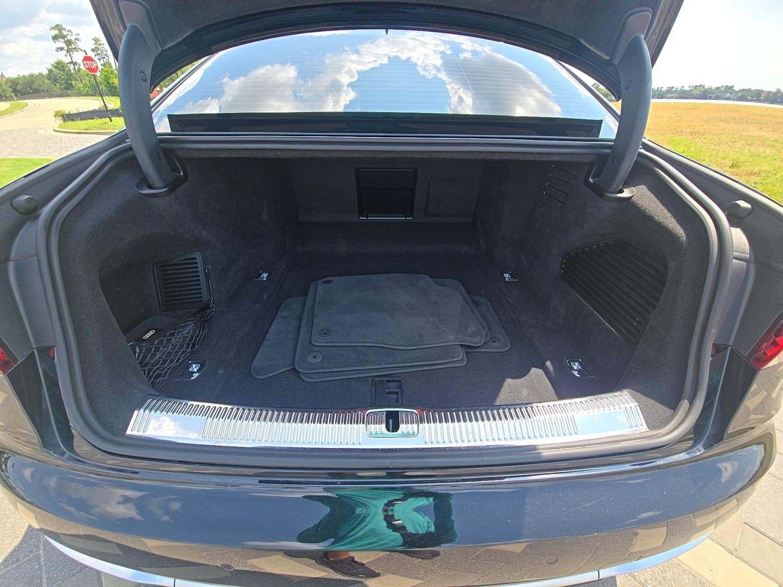 2023 Audi S8 Base AWD