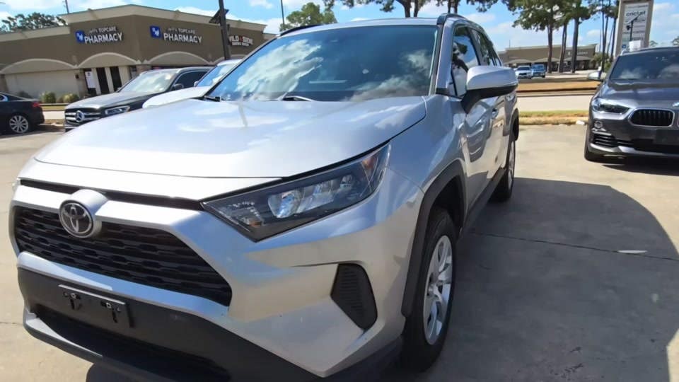 2021 Toyota RAV4 LE