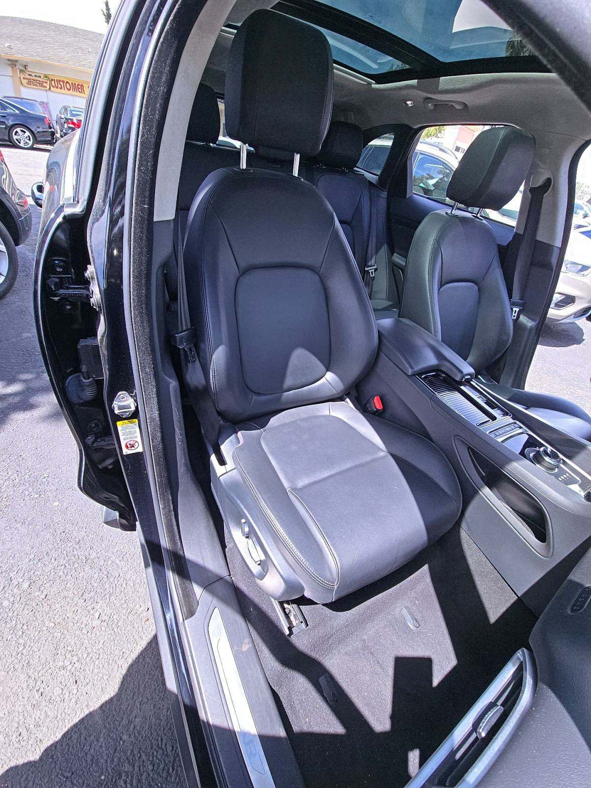 2019 Jaguar F-PACE 25t AWD