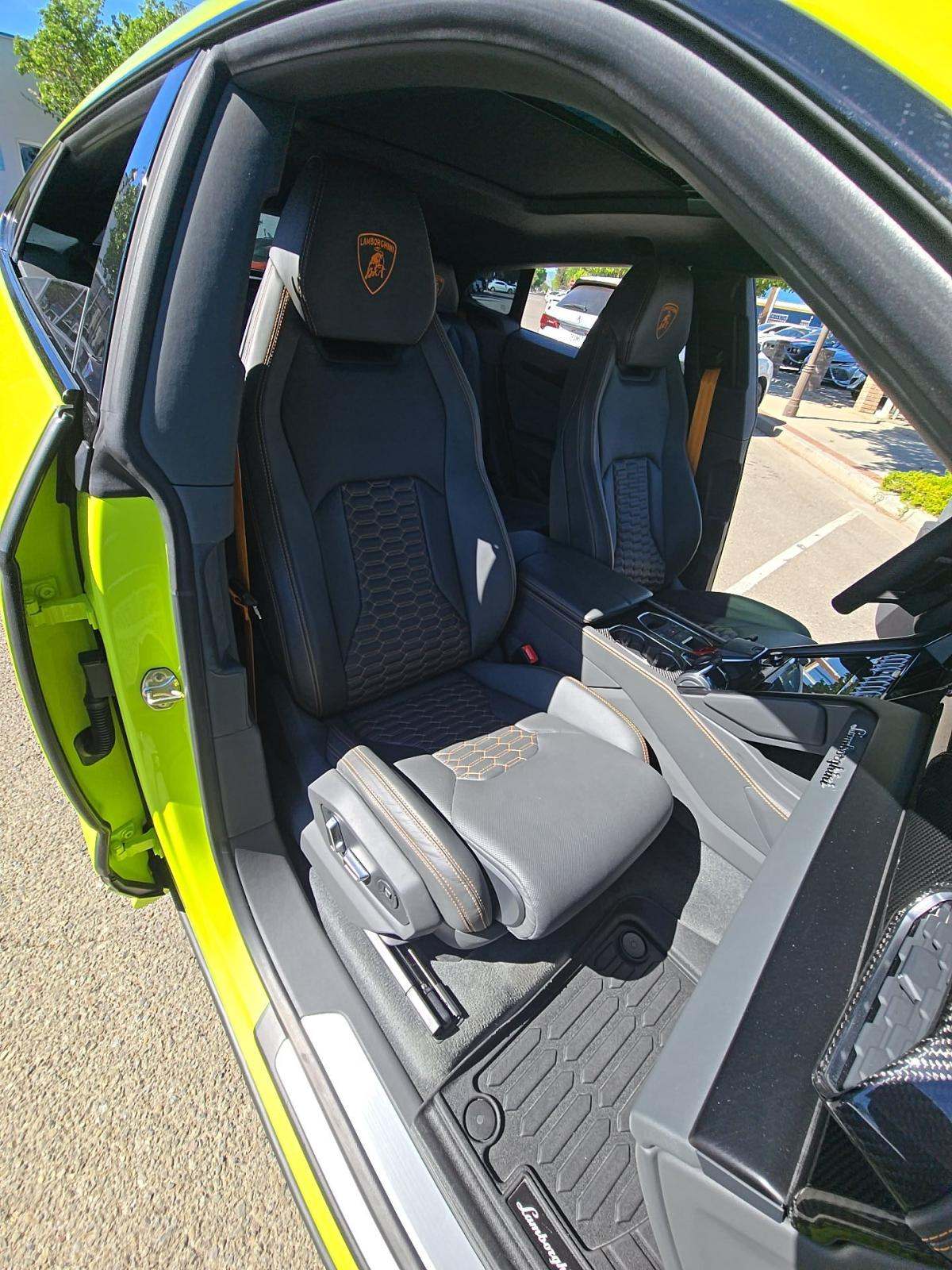 2023 Lamborghini Urus S AWD