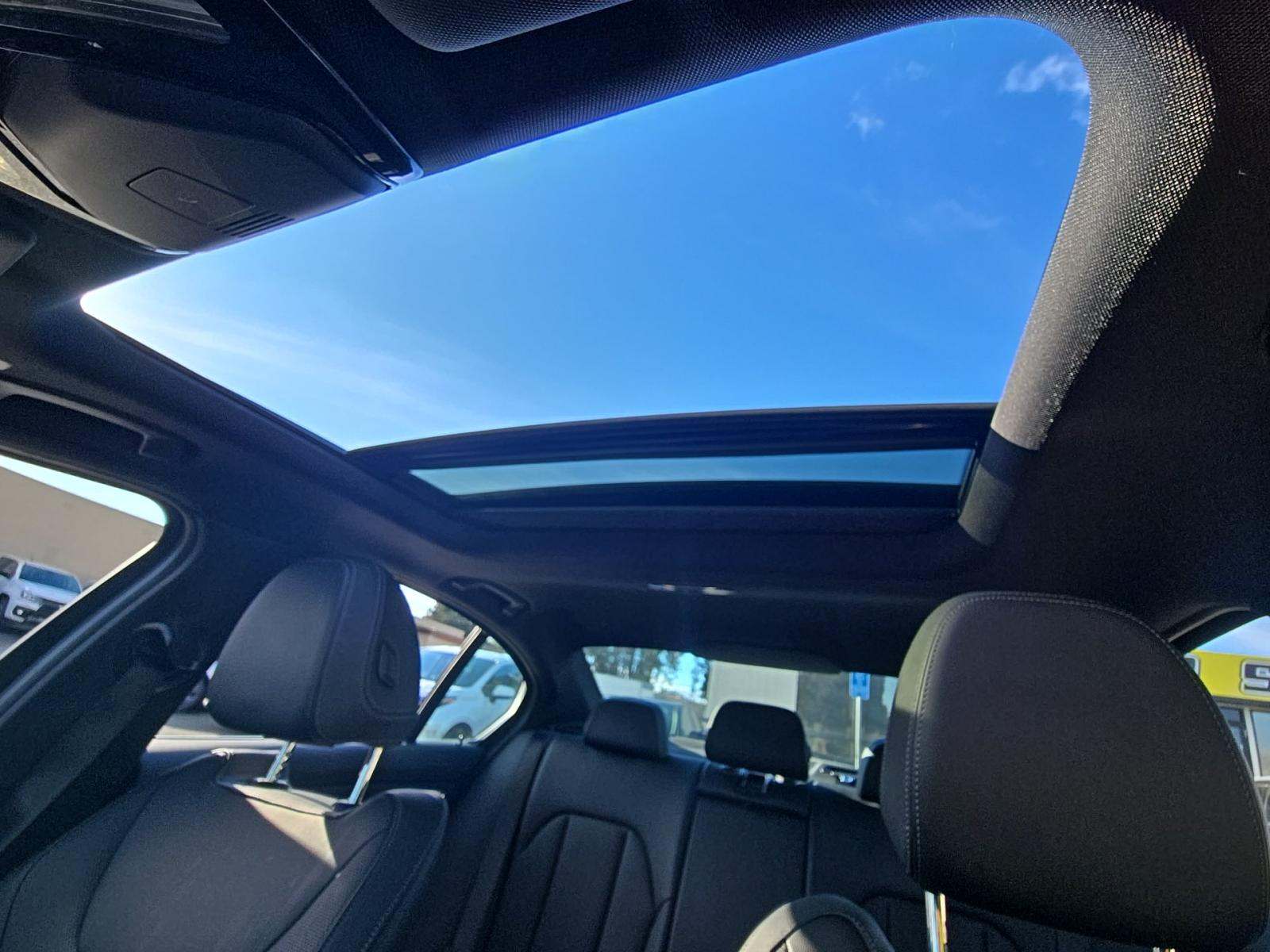 2025 BMW 3 Series 330i RWD