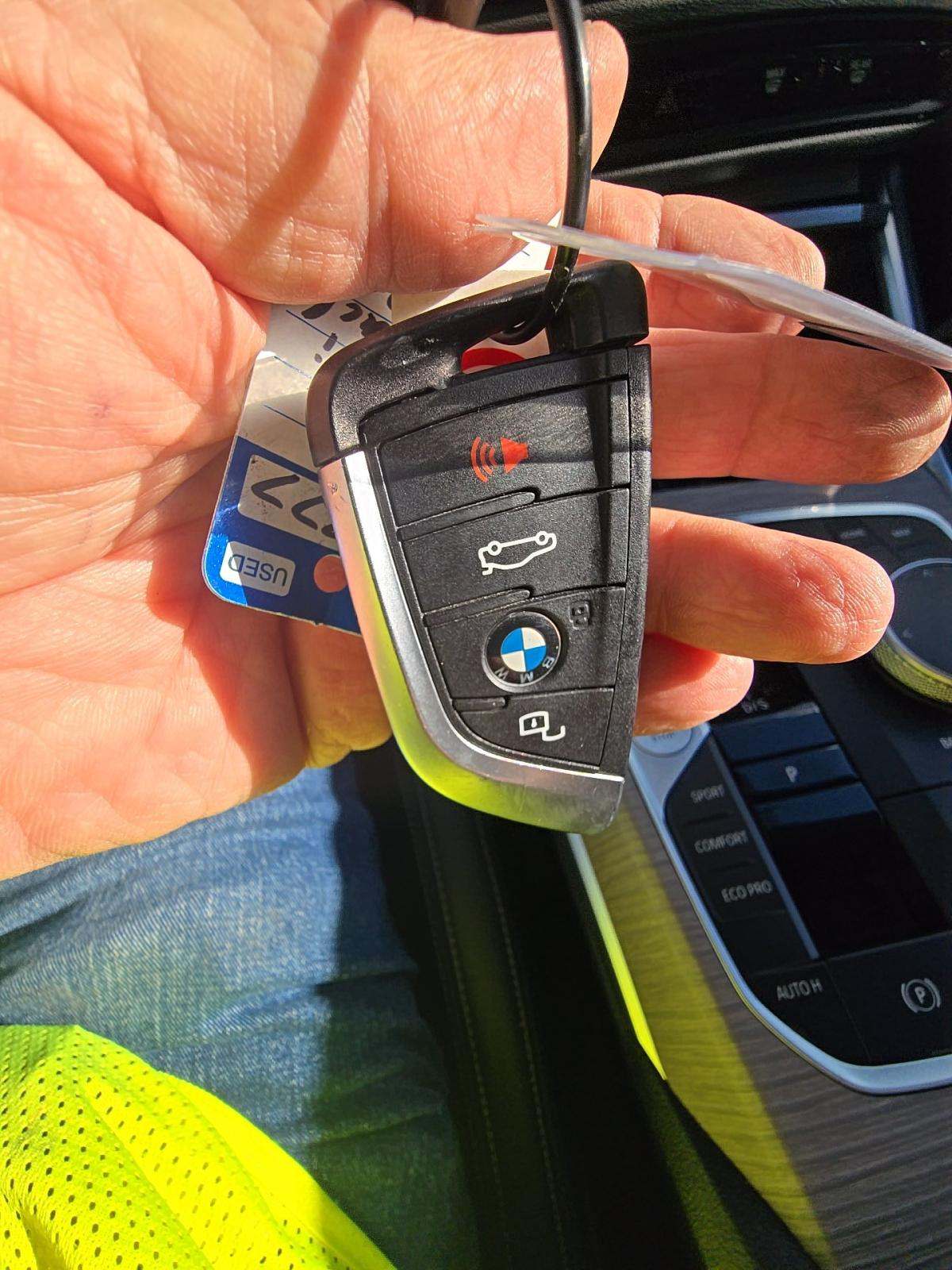 2025 BMW 3 Series 330i RWD