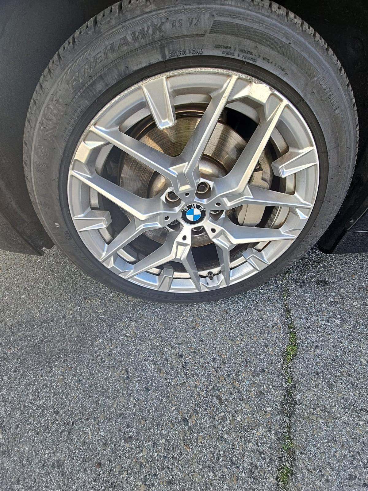 2025 BMW 3 Series 330i RWD