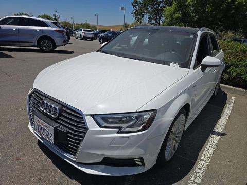 2017 Audi A3 e-tron Premium FWD