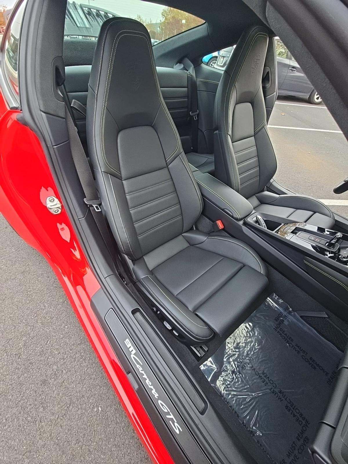 2025 Porsche 911 Carrera GTS RWD