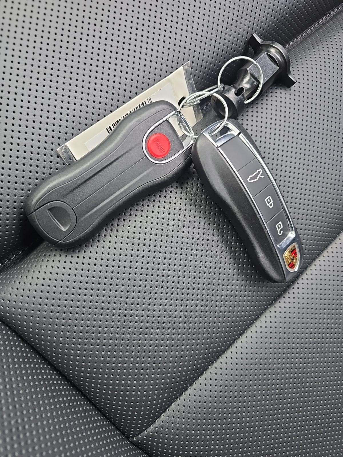 2025 Porsche 911 Carrera GTS RWD