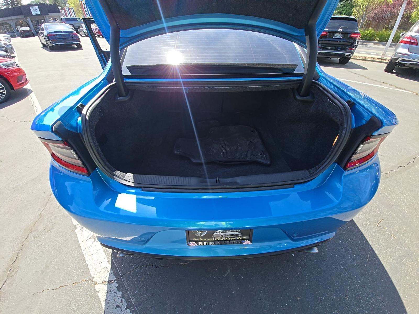 DODGE CHALLENGER - 10