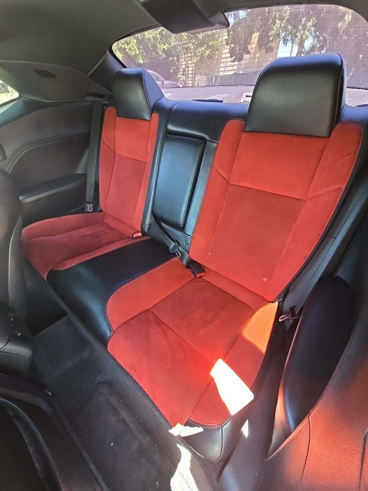 2018 Dodge Challenger SXT Plus RWD