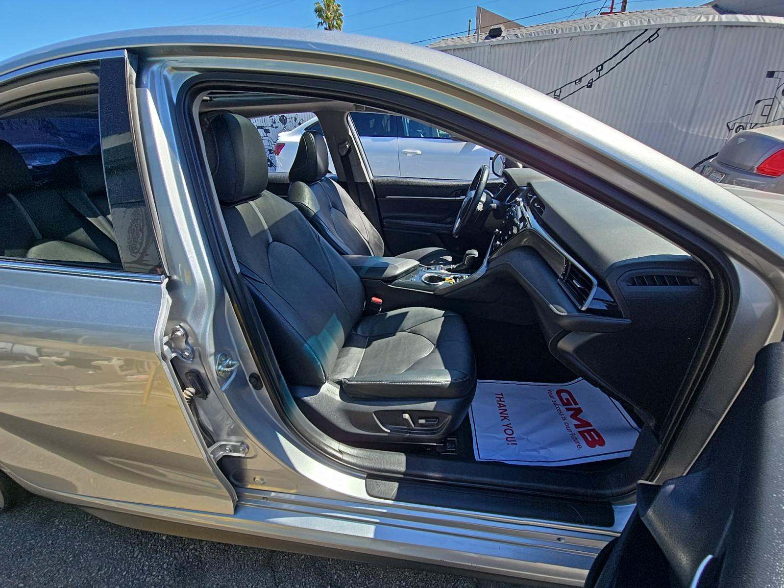 2019 Toyota Camry XSE FWD