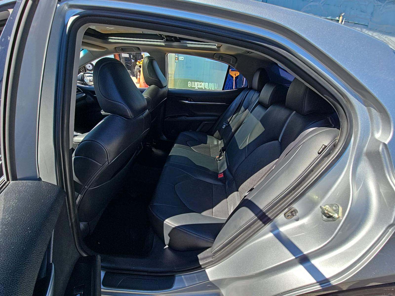 2019 Toyota Camry XSE FWD