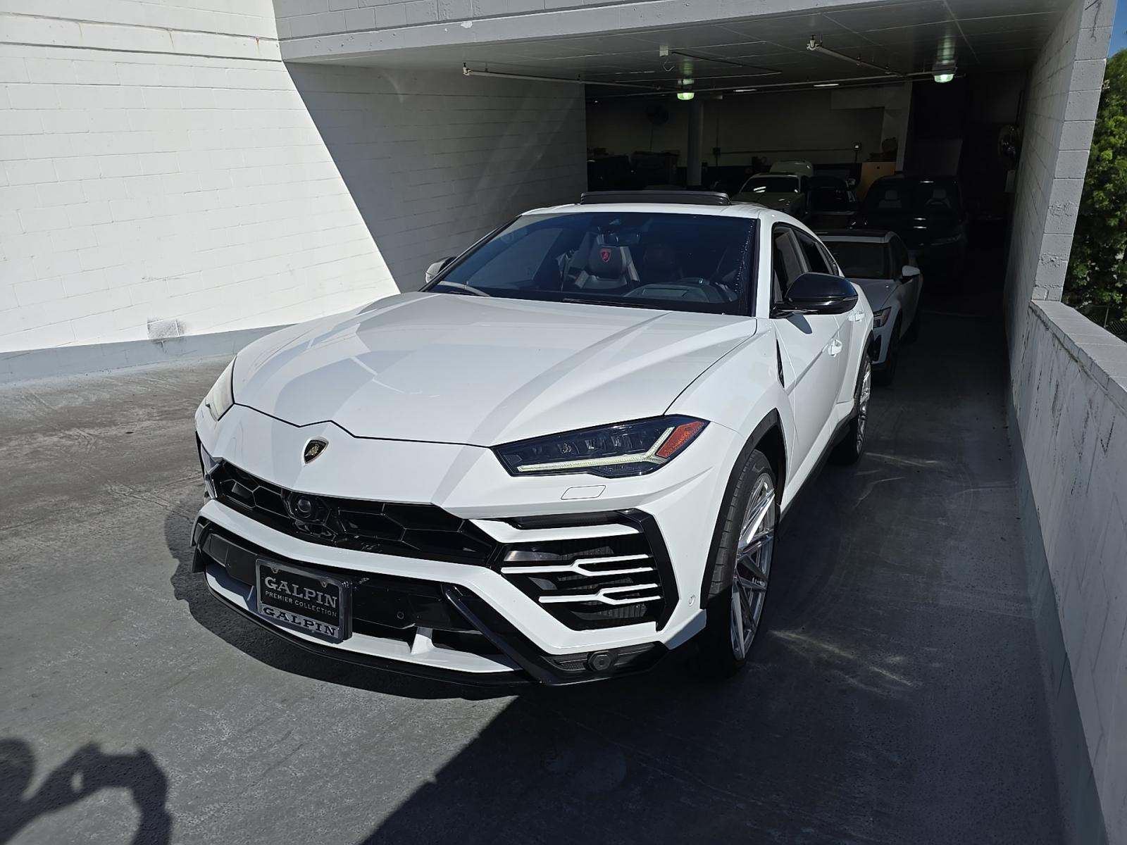 2019 Lamborghini Urus Base AWD