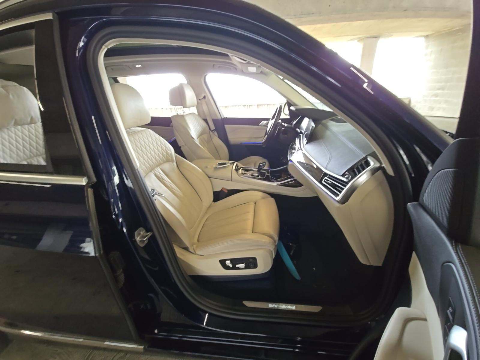 2021 BMW X7 xDrive40i AWD