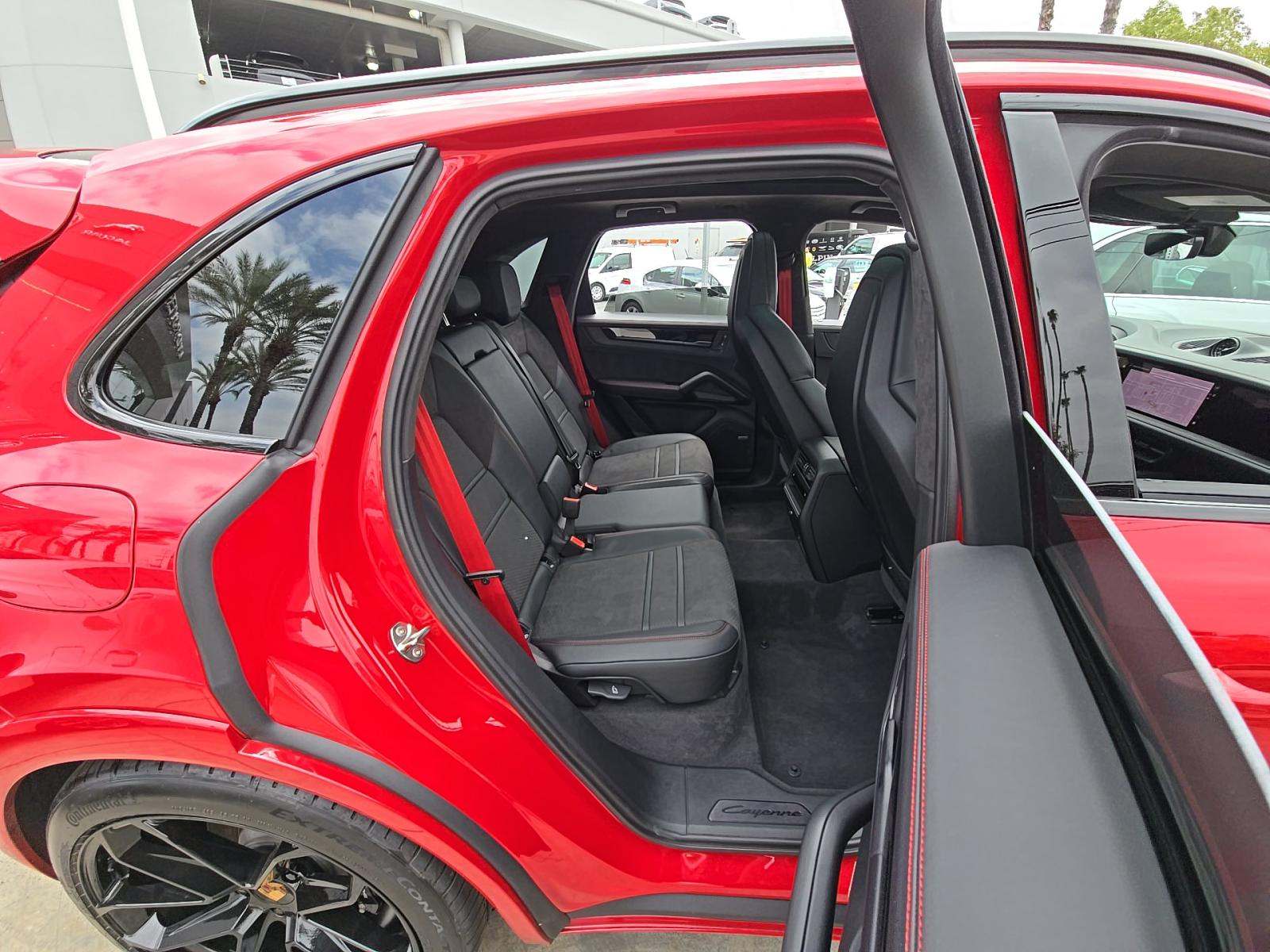2025 Porsche Cayenne GTS AWD