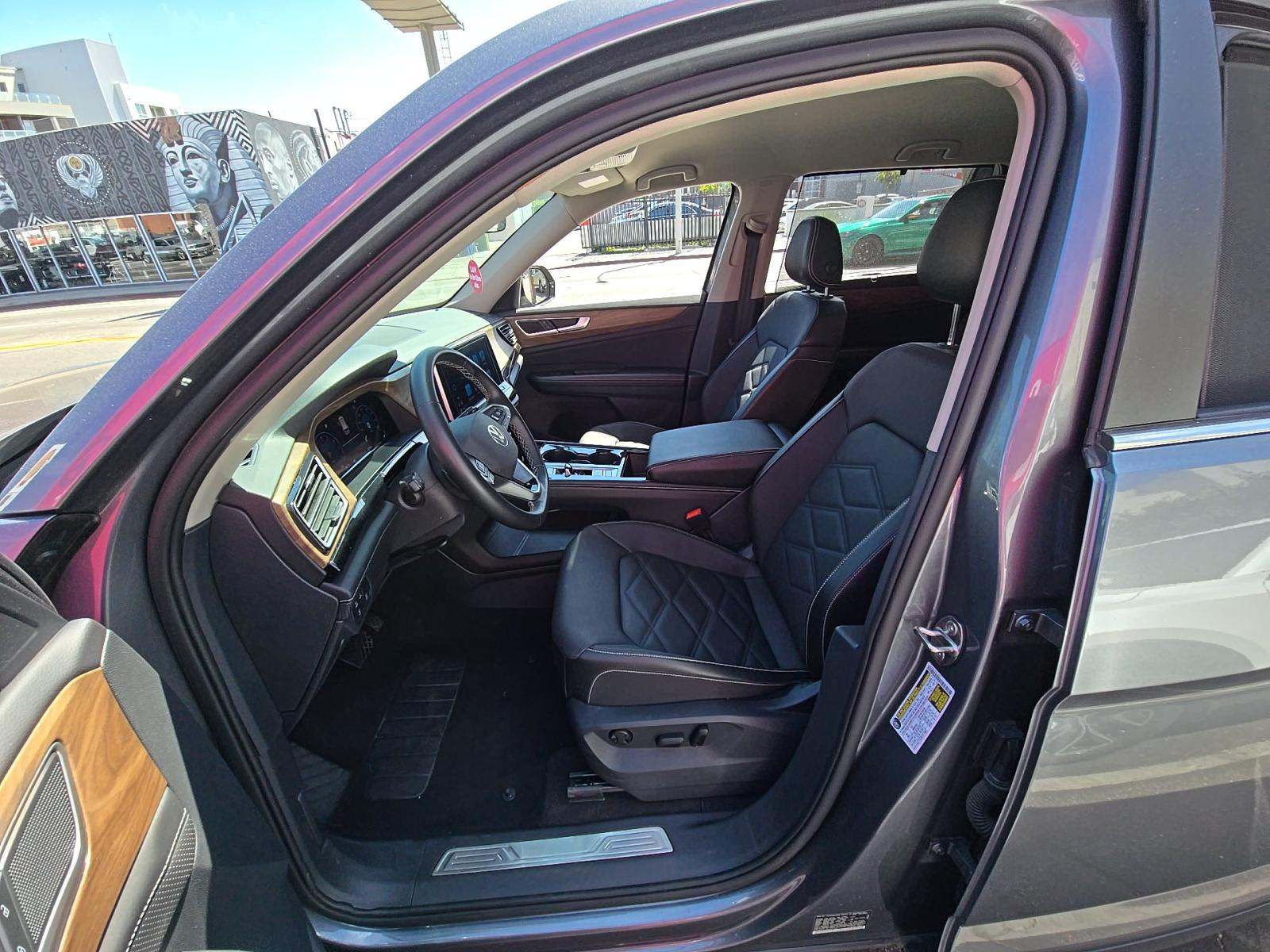 2025 Volkswagen Atlas 2.0T SE AWD