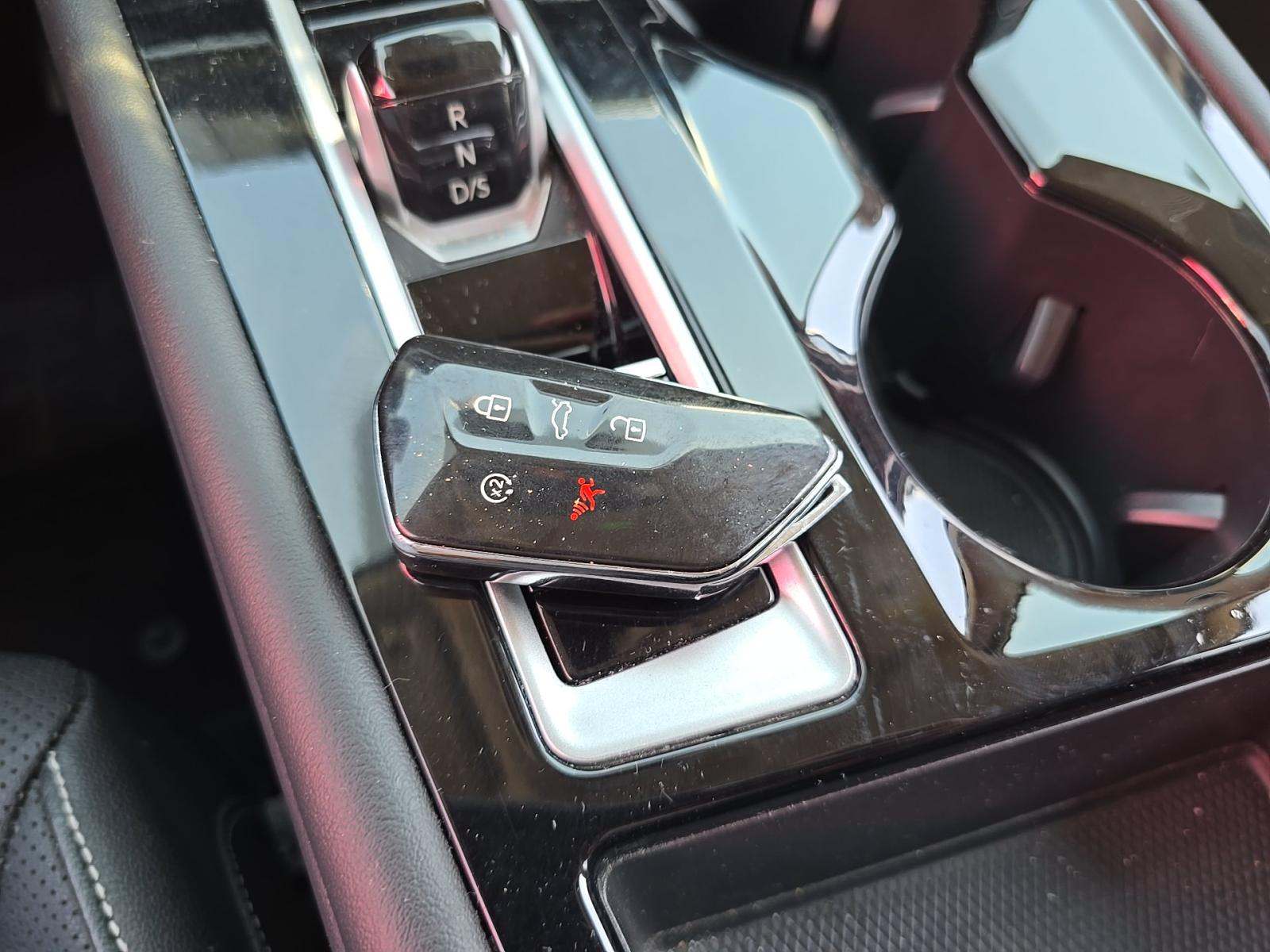 2025 Volkswagen Atlas 2.0T SE AWD