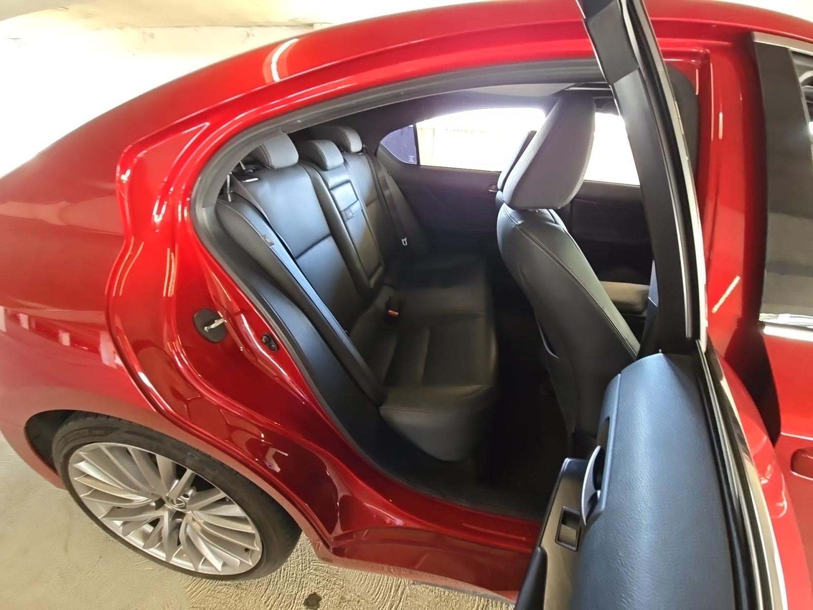 2023 Lexus IS IS 300 RWD