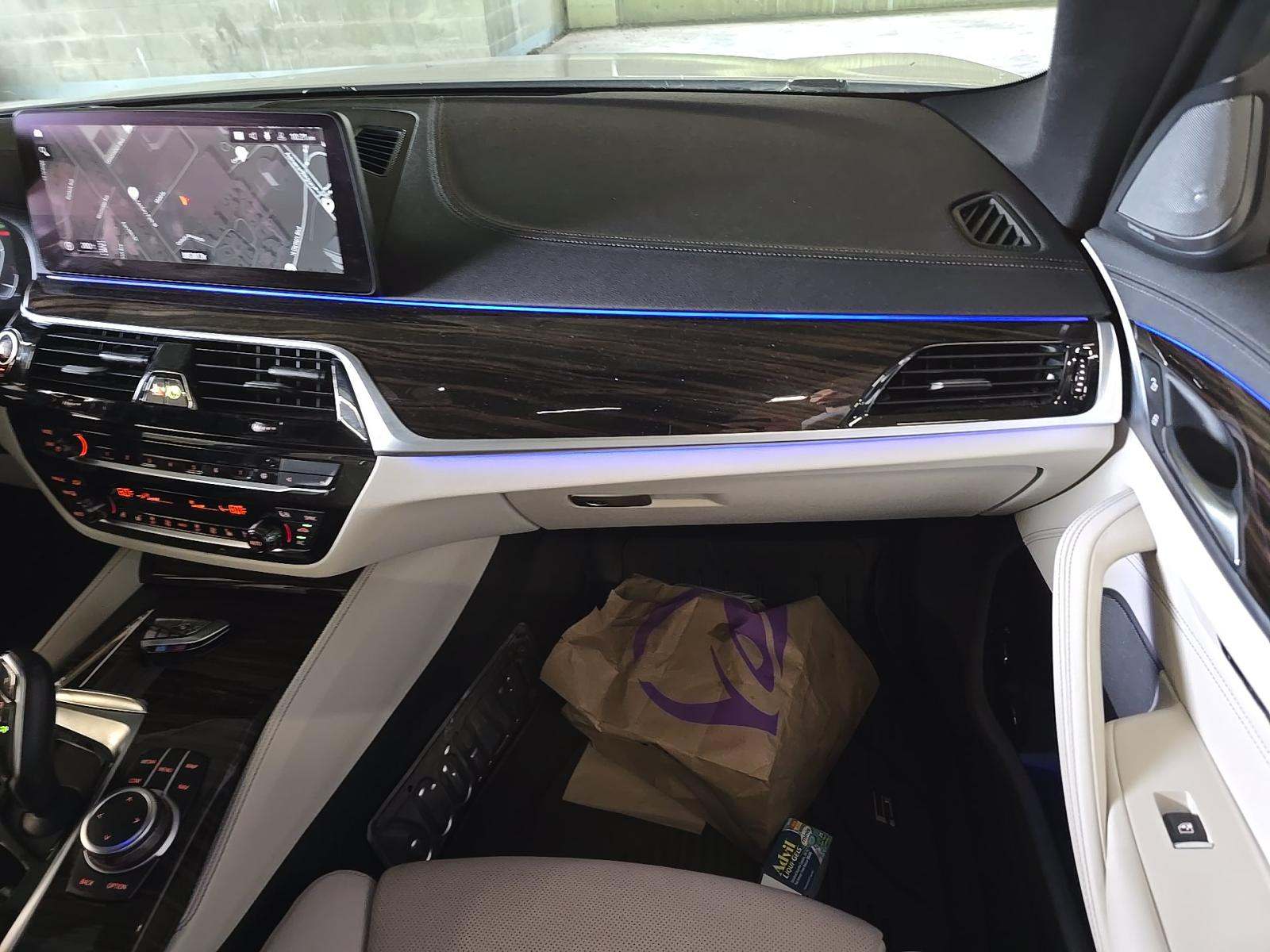 2022 BMW 5 Series M550i xDrive AWD
