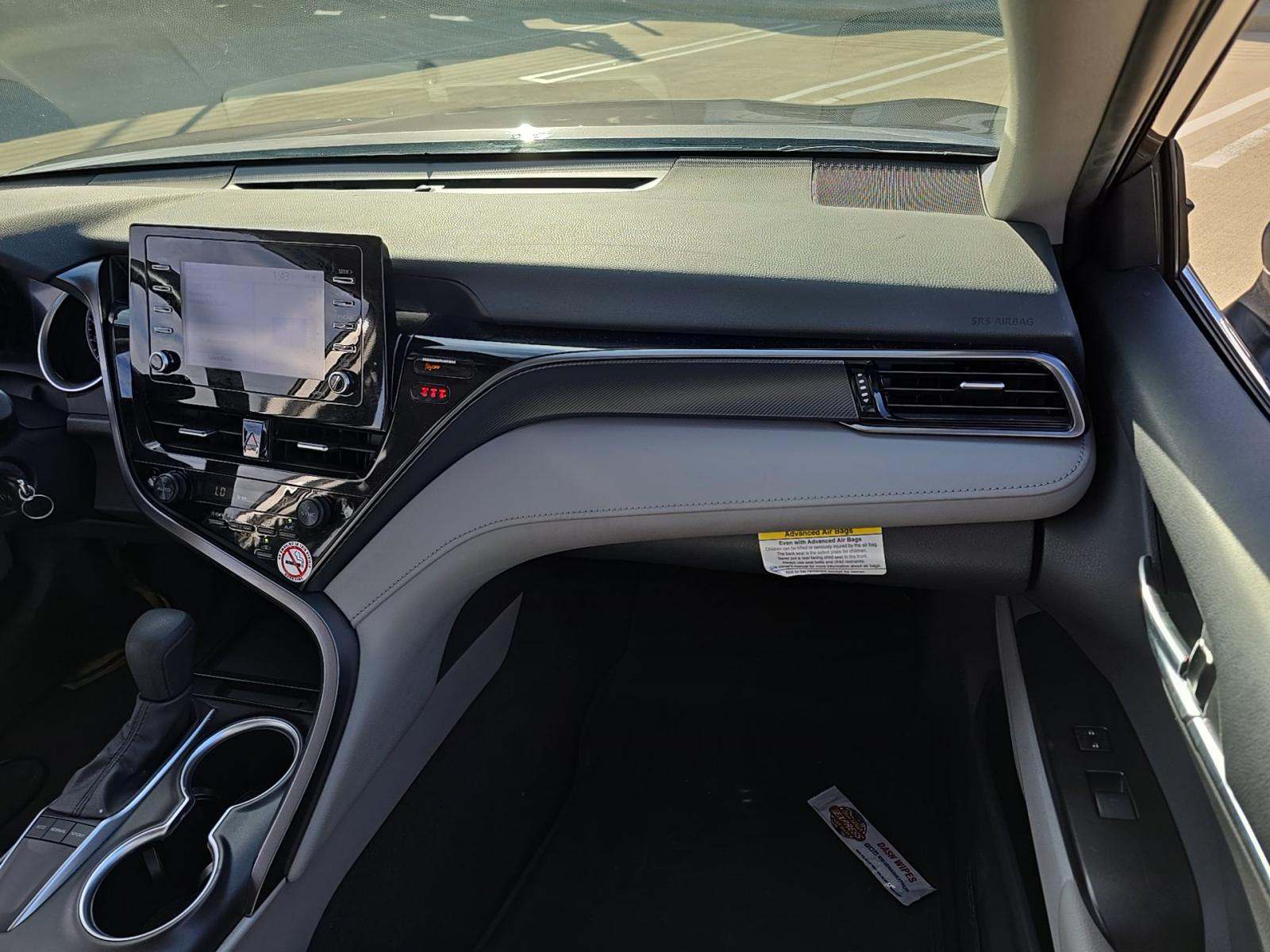 2024 Toyota Camry LE FWD