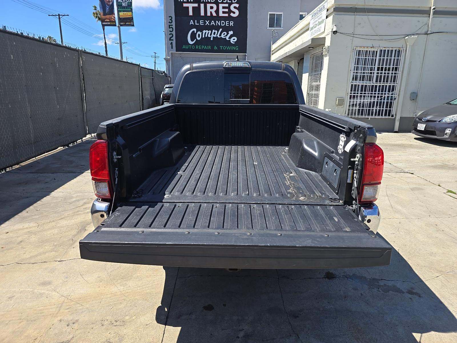 2019 Toyota Tacoma SR5 RWD