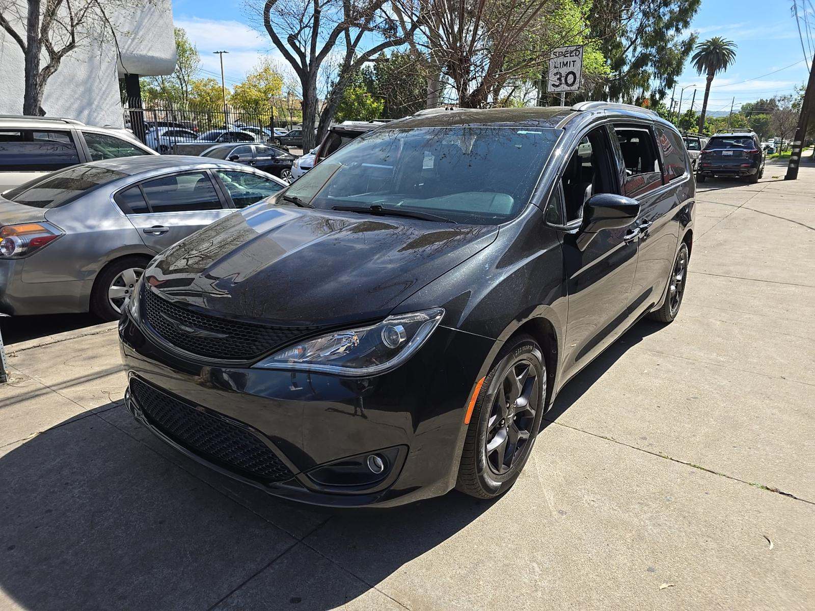 2020 Chrysler Pacifica Touring L Plus FWD
