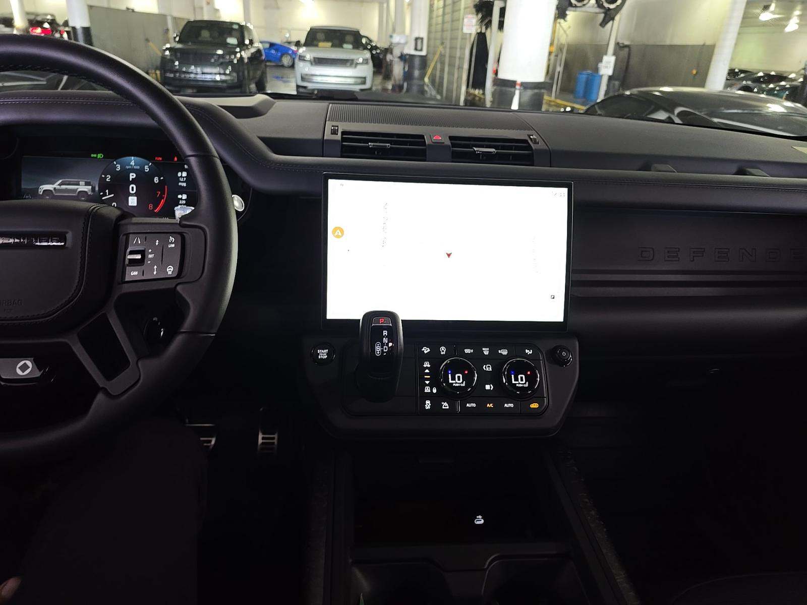 2026 Land Rover Defender 110 OCTA AWD