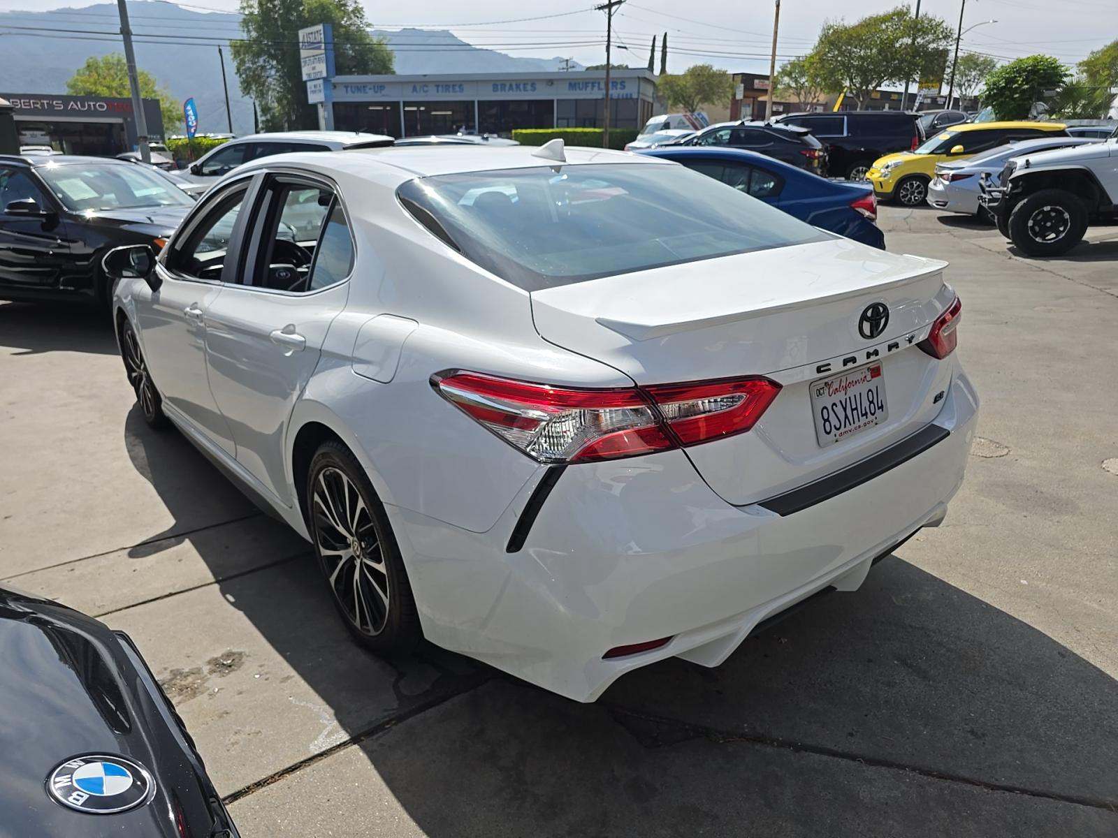 TOYOTA CAMRY - 2