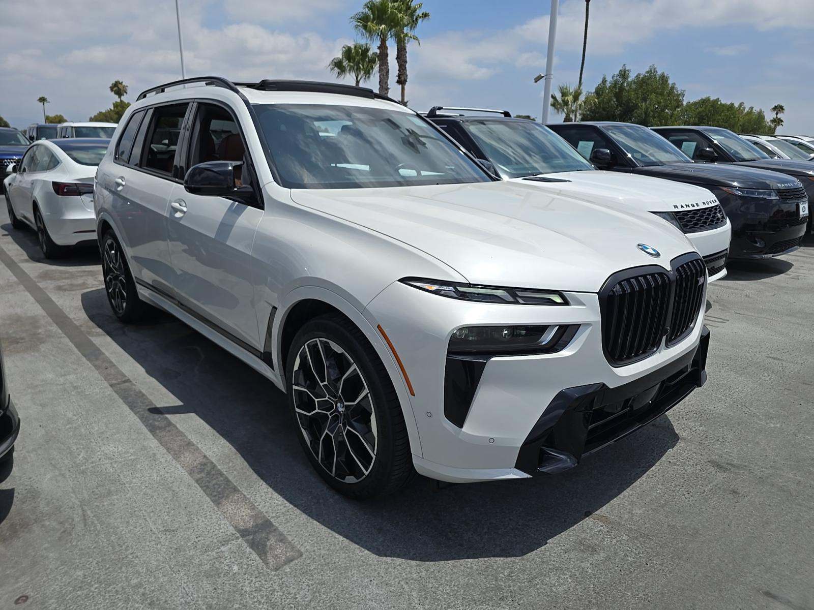 2024 BMW X7 M60i AWD
