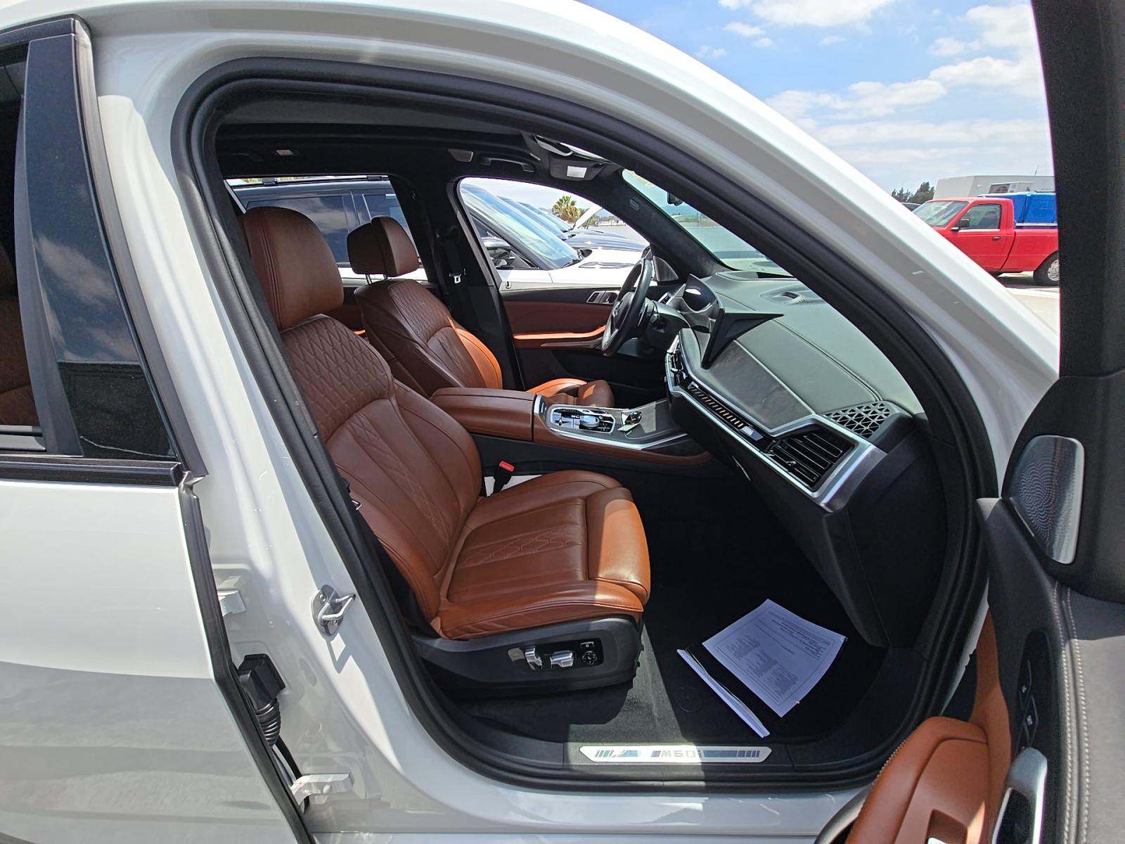 2024 BMW X7 M60i AWD