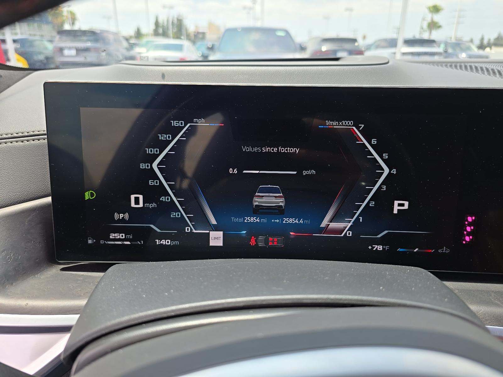 2024 BMW X7 M60i AWD