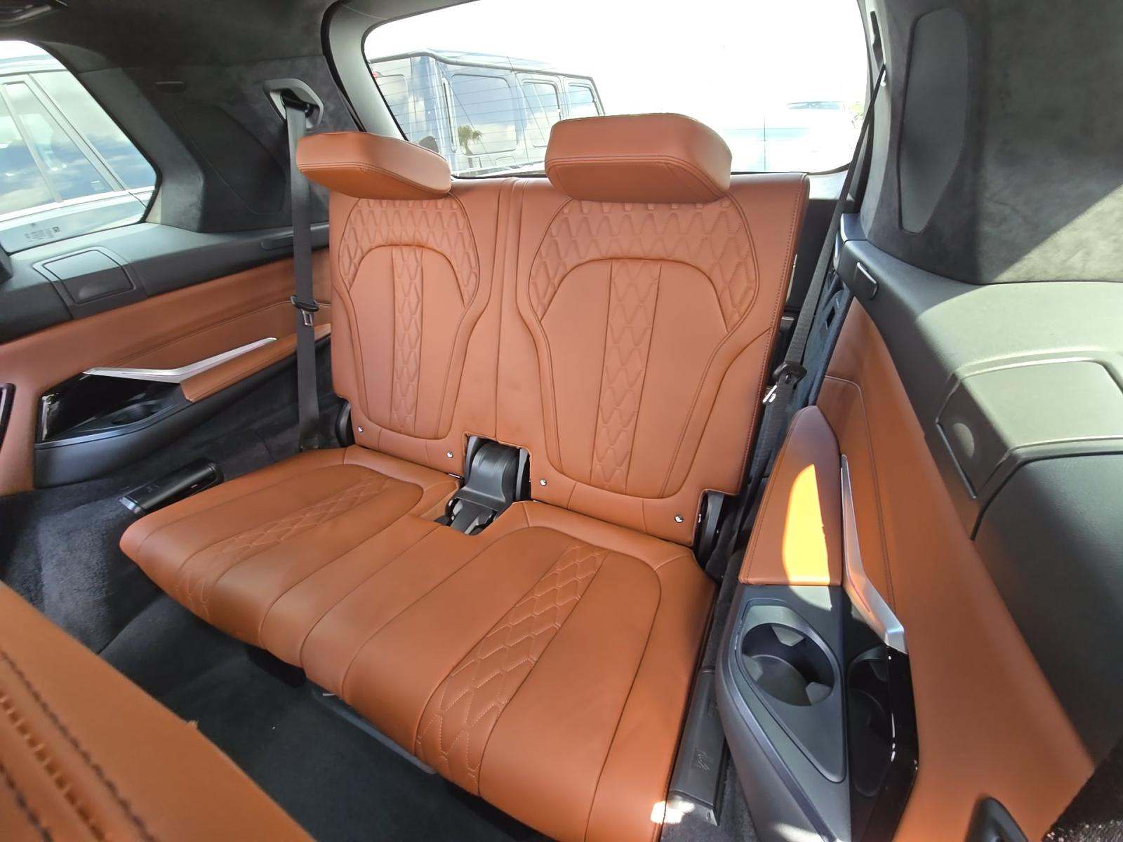 2024 BMW X7 M60i AWD