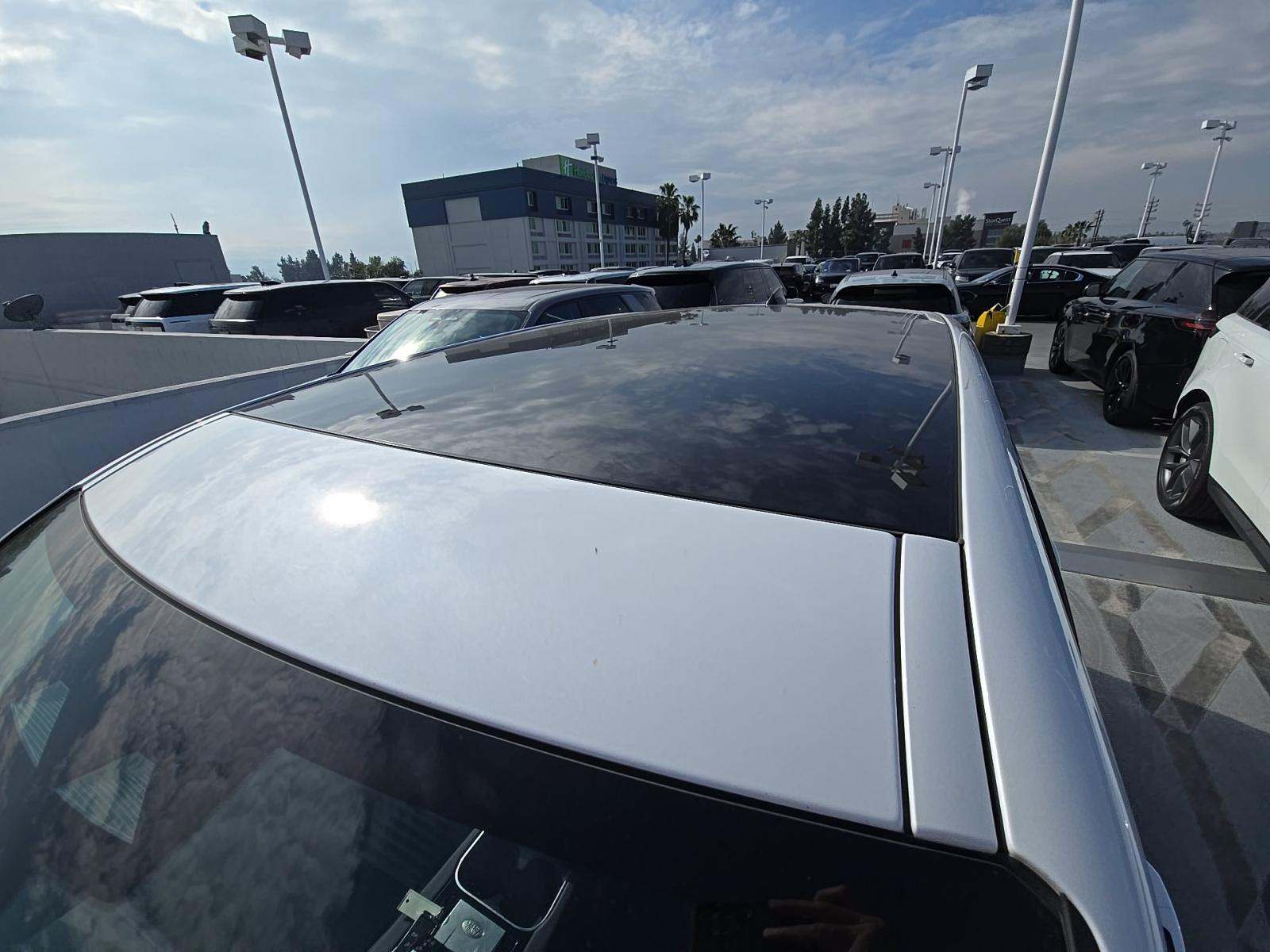 2023 Land Rover Discovery Sport SE AWD