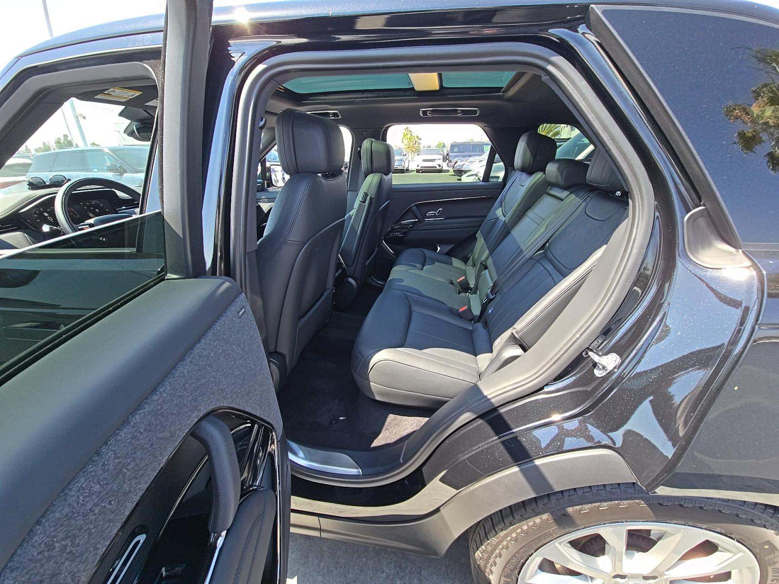 2024 Land Rover Range Rover Sport Dynamic SE AWD
