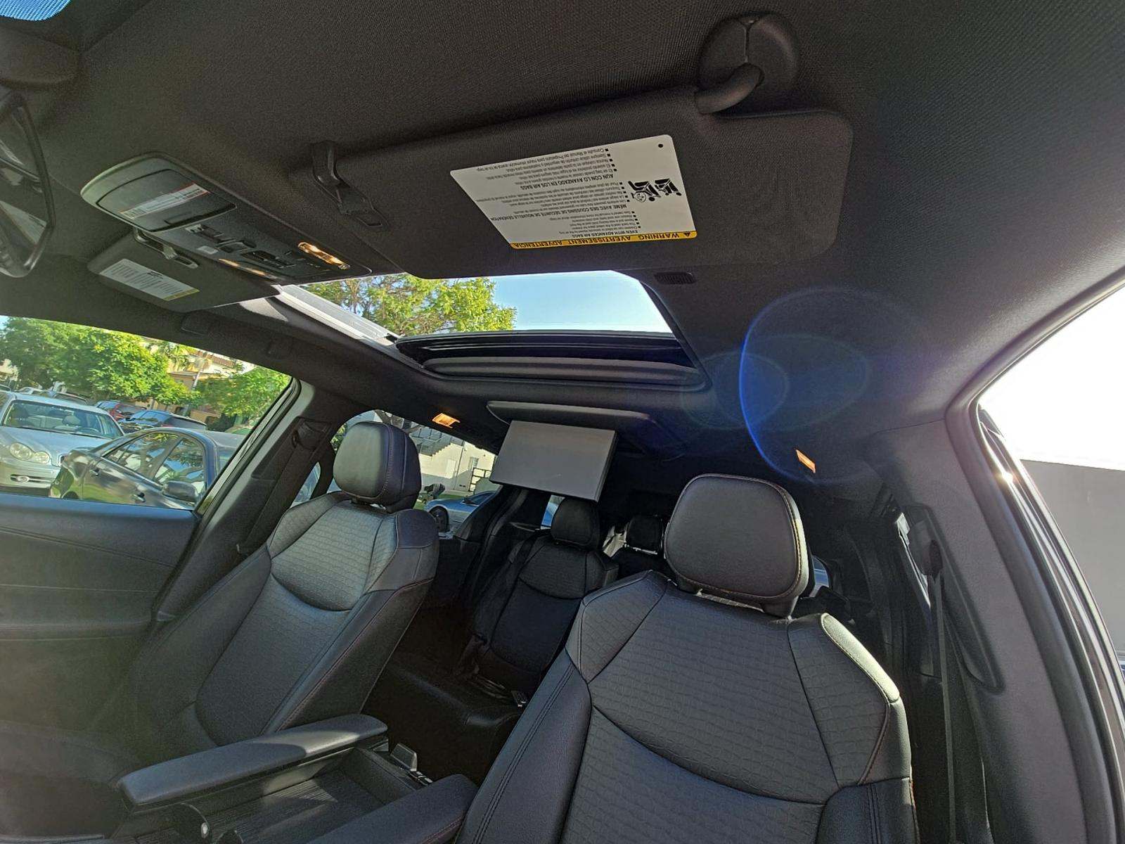 2022 Toyota Sienna XSE FWD