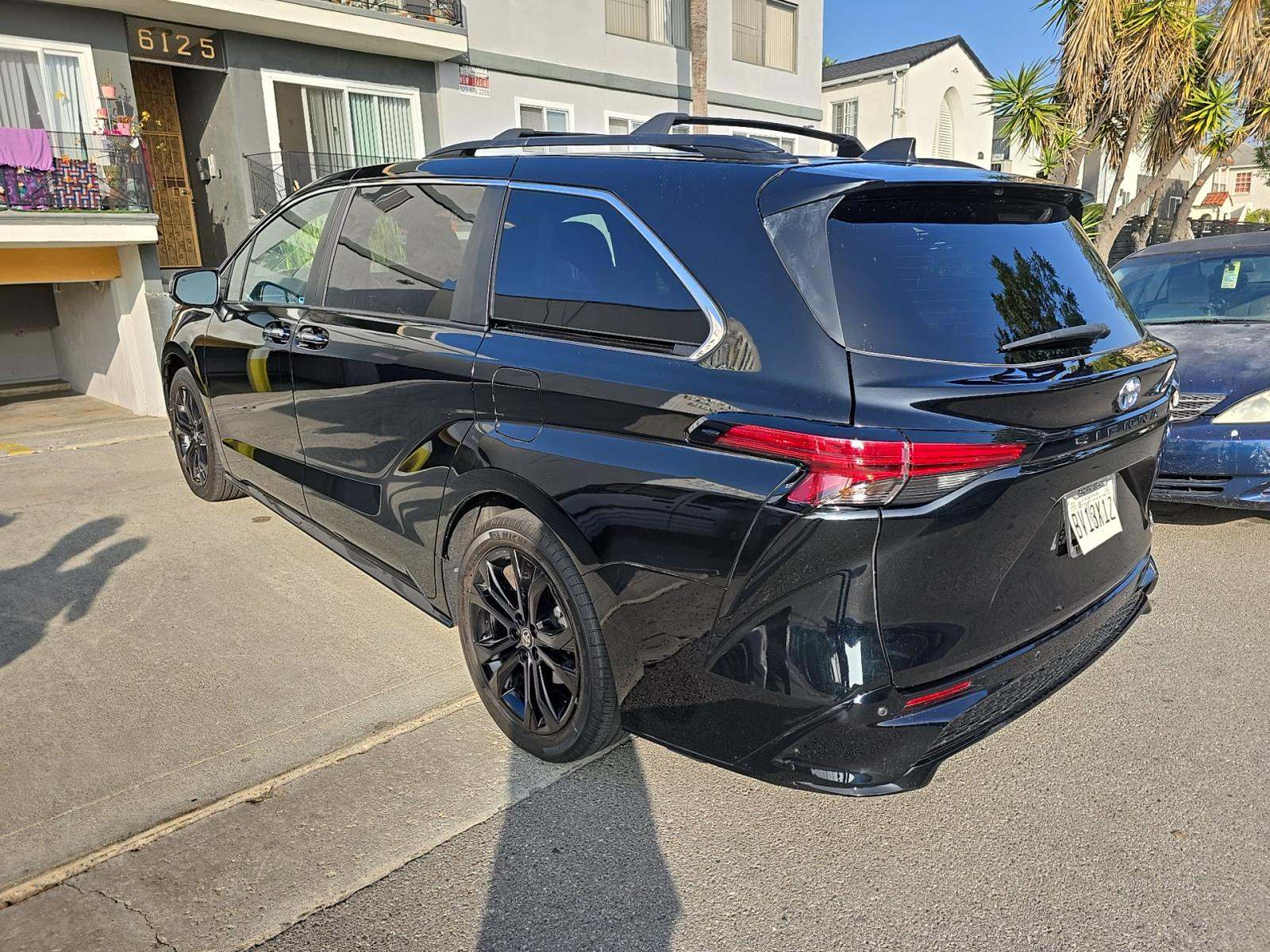 2022 Toyota Sienna XSE FWD