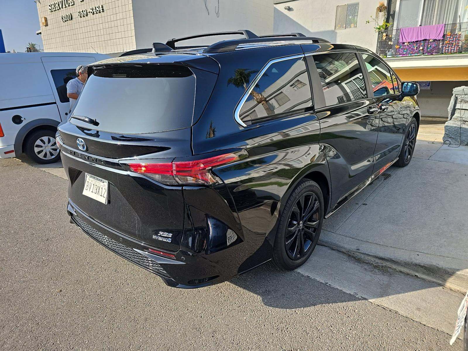 2022 Toyota Sienna XSE FWD